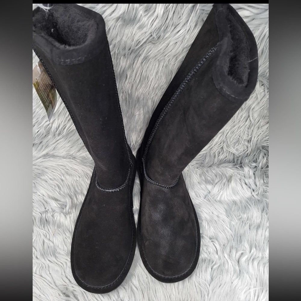 Bearpaw women’s boots - Sz 10